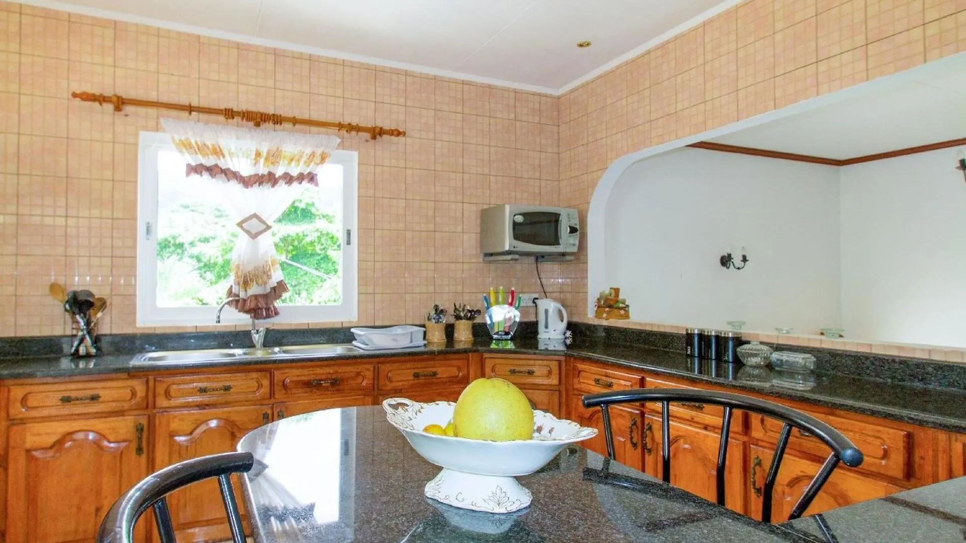 Haus Megan In Der Naehe Vom Strand Beau Vallon  0*, Beau Vallon (Mahe)
